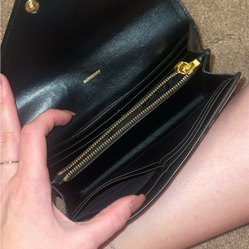 Burberry Wallet - Picture 4 of 4